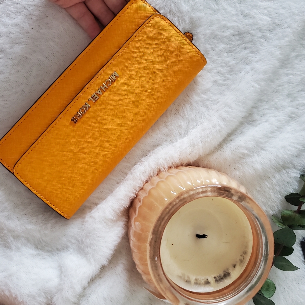 Michael Kors Bifold Wallet